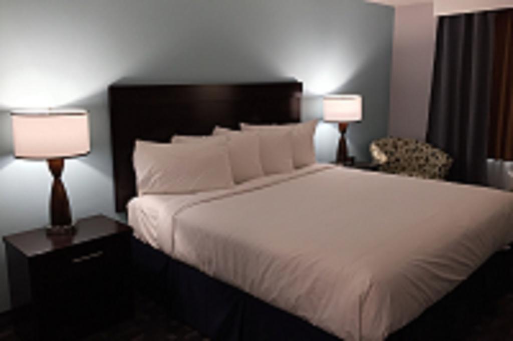 Travelodge By Wyndham Rosetown Exteriér fotografie